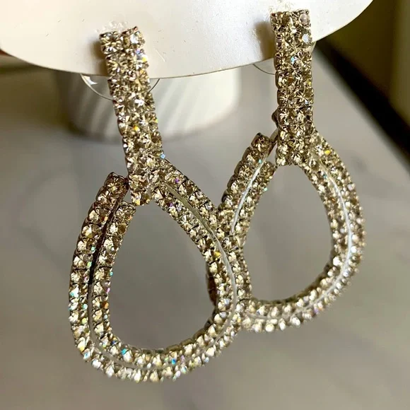 J. Dew Crystal Drop Earrings Silver Tone Large - Picture 5 of 8